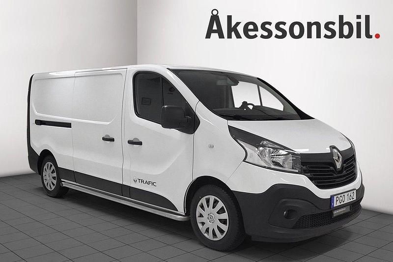 Vit Begagnad 2017 Renault Trafic Van | 134 900 kr (Marknadspris) - Bild 1/4
