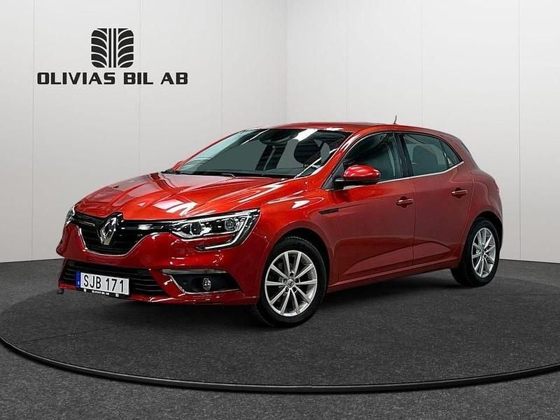 Röd Begagnad 2016 Renault Mégane IV Halvkombi | 109 400 kr (Superpris) - Bild 1/4