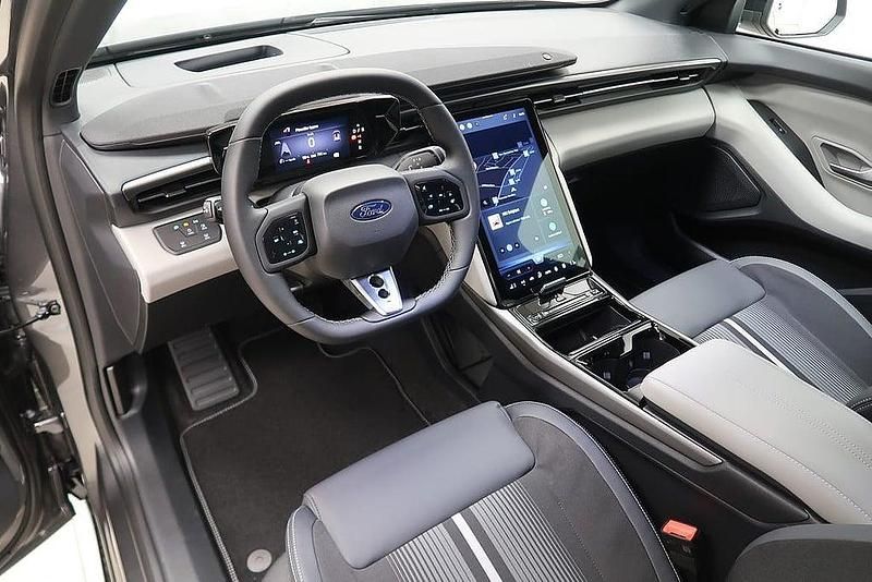 Begagnad Ford Capri Extended Range 213 kW (290 HK) 2024 Grå SUV