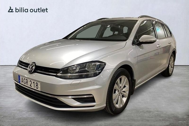 Silver Begagnad 2018 VW Golf VII Kombi | 189 000 kr (Marknadspris) - Bild 1/4
