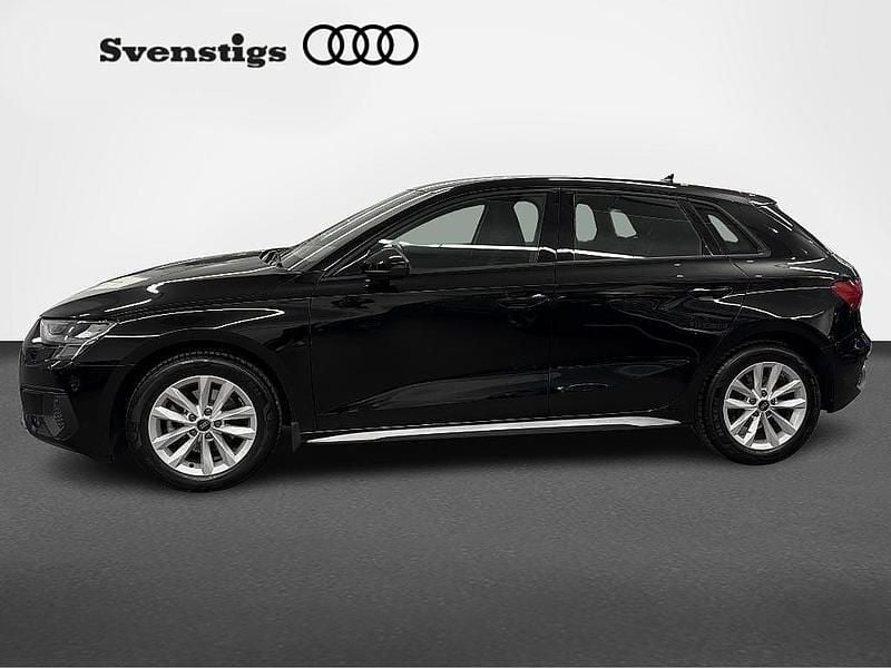 Begagnad Audi A3 Sportback Proline 150 HK (110 kW) 2023 Svart Halvkombi