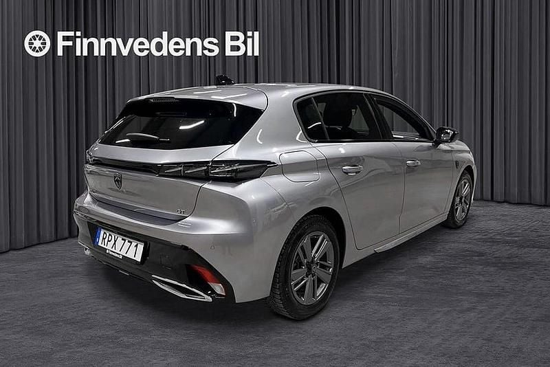 Begagnad Peugeot 308 GT 132 HK (97 kW) 2023 Grå Halvkombi