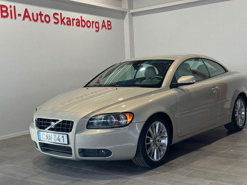 Gul Begagnad 2007 Volvo C70 Cab | 99 500 kr (Marknadspris) - Bild 1/4