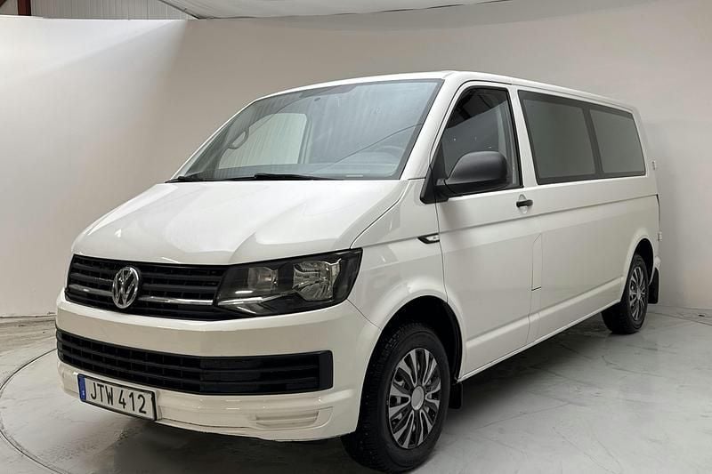 Vit Begagnad 2016 VW T6 Comfortline Van | 180 000 kr (Superpris) - Bild 1/4
