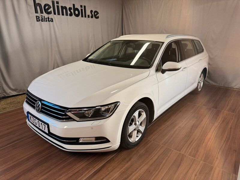 Vit Begagnad 2015 VW Passat Kombi | 199 900 kr (Lite dyr) - Bild 1/4