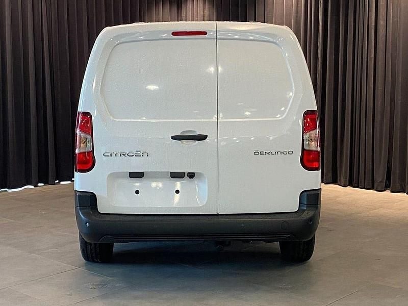 Begagnad Citroën Berlingo 131 HK (96 kW) 2024 Vit Minibuss