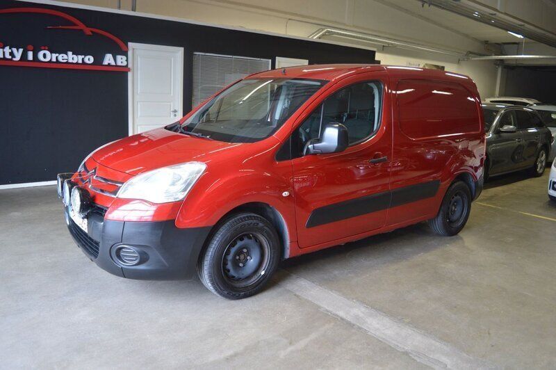 Röd Begagnad 2012 Citroën Berlingo Minibuss | 49 999 kr (Marknadspris) - Bild 1/4
