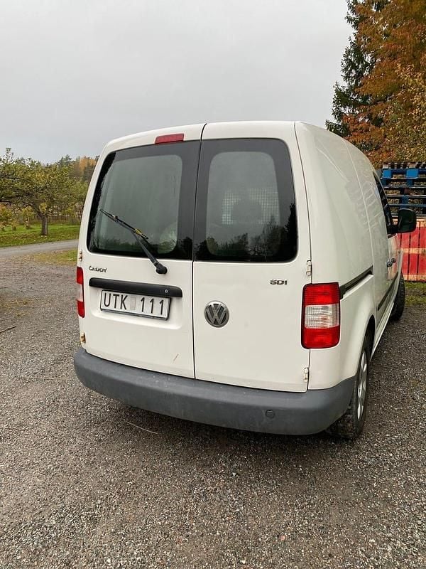 Begagnad VW Caddy 69 HK (50 kW) 2004 Minibuss