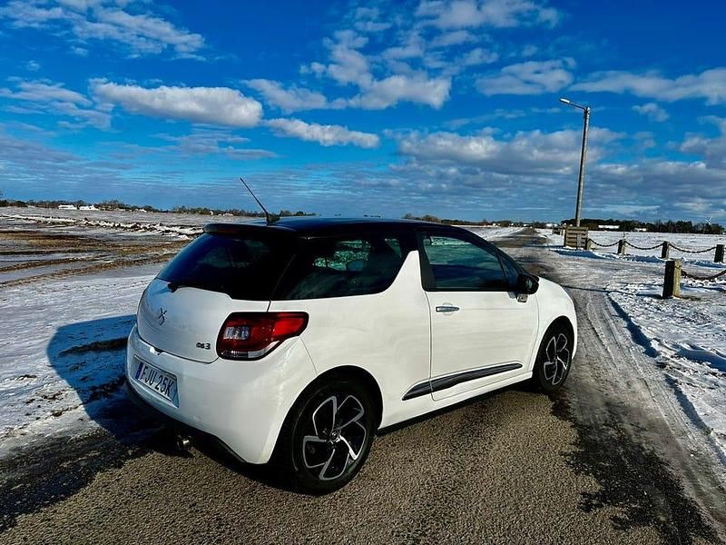 Begagnad DS Automobiles DS3 99 HK (72 kW) 2015