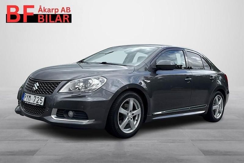 Grå Begagnad 2011 Suzuki Kizashi Sedan | 99 500 kr - Bild 1/4
