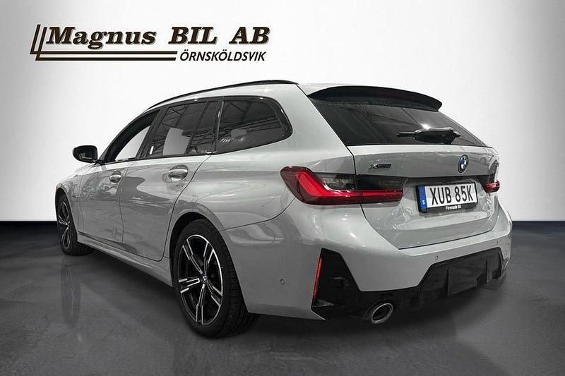 Begagnad BMW 330 M Sport 292 HK (214 kW) 2023 Grå Kombi