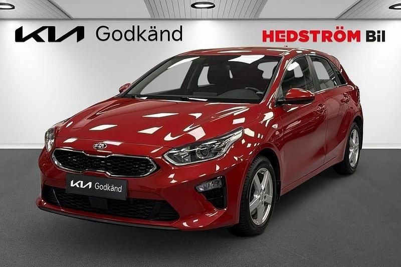 Röd Begagnad 2020 Kia Ceed Halvkombi | 165 000 kr (Bra pris) - Bild 1/4