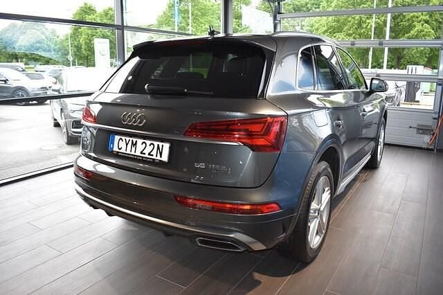 Begagnad Audi Q5 S-Line 367 HK (269 kW) 2022 Grå SUV