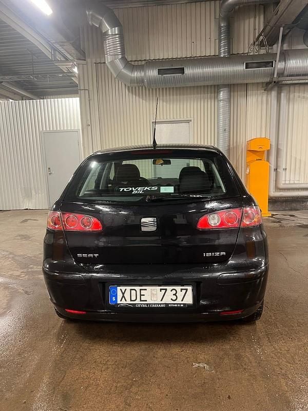 Begagnad 2006 Seat Ibiza Halvkombi | 12 000 kr (Bra pris) - Bild 1/4