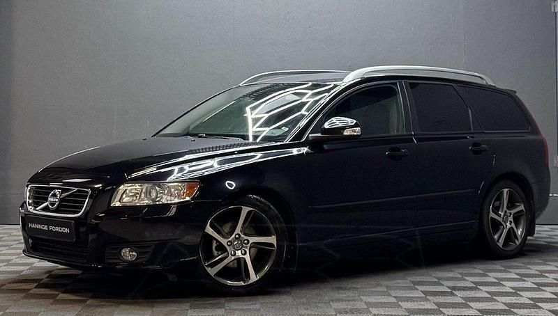 Svart Begagnad 2012 Volvo V50 R-Design Kombi | 79 900 kr (Lite dyr) - Bild 1/4