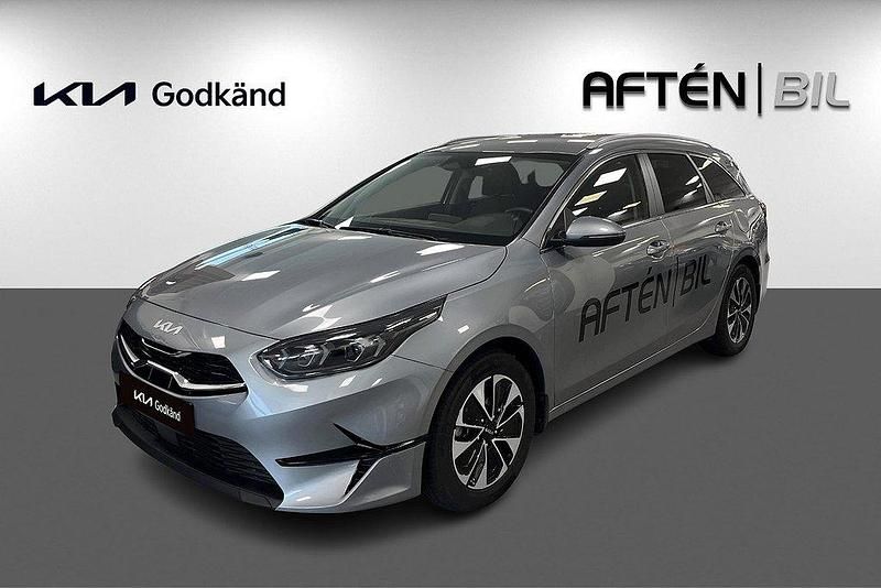 Grå (lunar silver ) Begagnad 2025 Kia Ceed Sportswagon Advance Kombi | 309 800 kr (Bra pris) - Bild 1/3