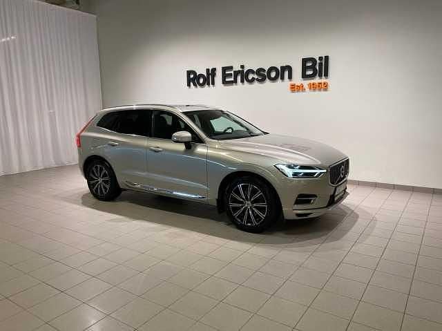 Ljusbrun (brun) Begagnad 2018 Volvo XC60 Inscription SUV | 349 500 kr (Superpris) - Bild 1/4