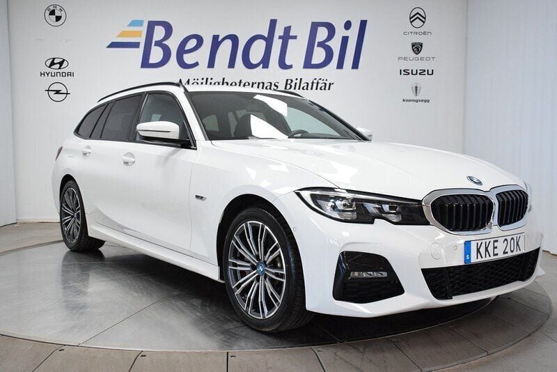 Okänd Begagnad 2021 BMW 330e M Sport Kombi | 369 500 kr (Marknadspris) - Bild 1/3