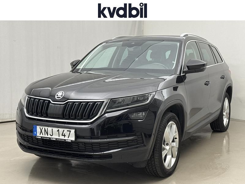 Svart Begagnad 2018 Skoda Kodiaq SUV | 274 800 kr (Marknadspris) - Bild 1/3