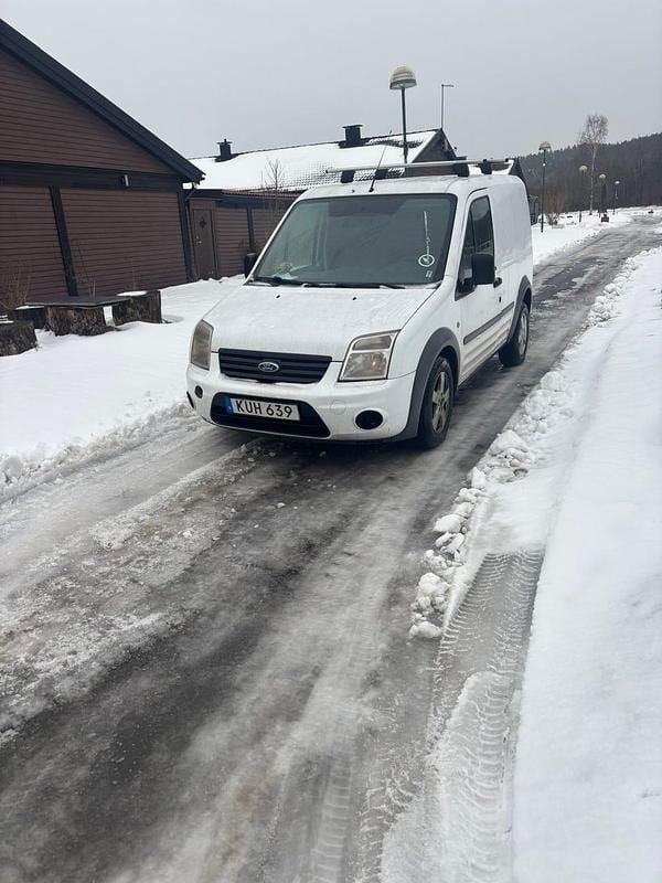 Begagnad Ford Transit Connect 90 HK (66 kW) 2010 Minibuss