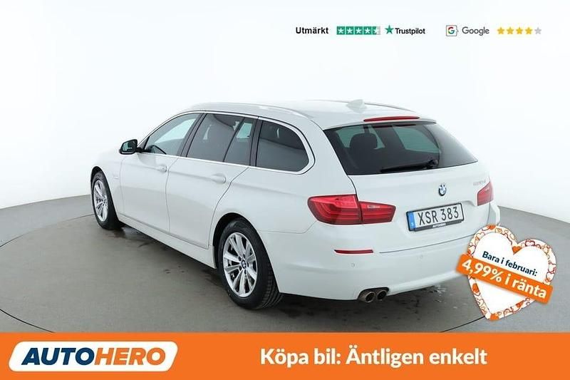 Begagnad BMW 520 Comfort Edition 192 HK (141 kW) 2015 Vit Kombi