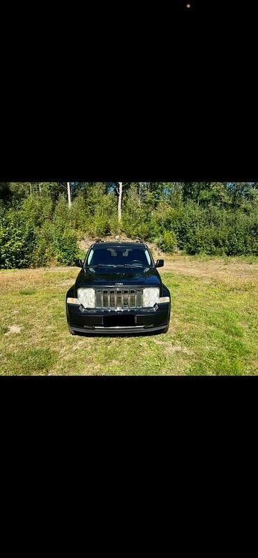 Svart Begagnad 2009 Jeep Cherokee SUV | 83 000 kr - Bild 1/4