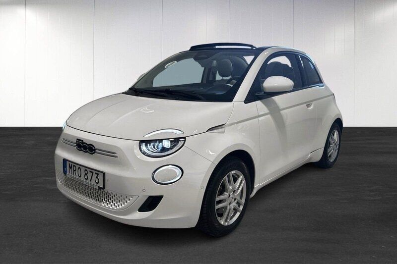 Vit (white) Begagnad 2021 Fiat 500e Icon Cab | 194 500 kr (Bra pris) - Bild 1/4