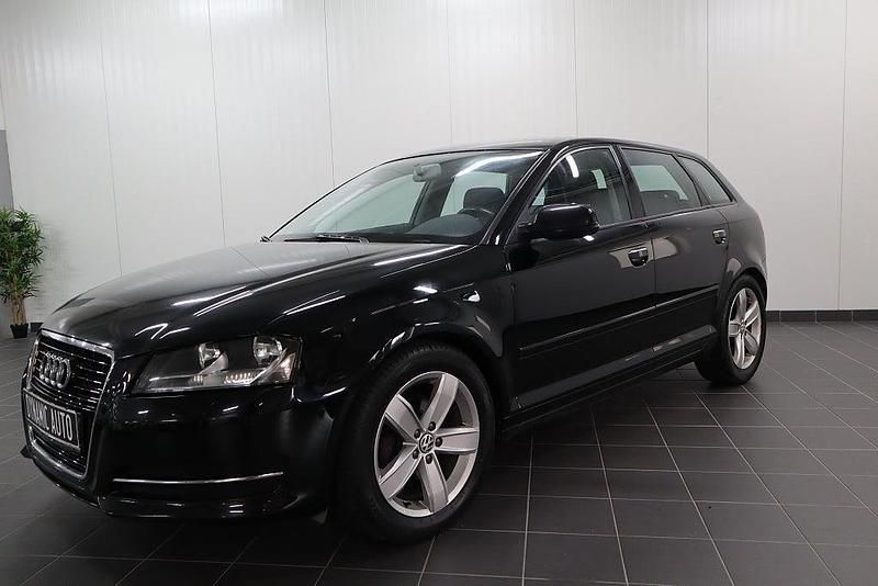 Begagnad Audi A3 Sportback Attraction 2011 Halvkombi
