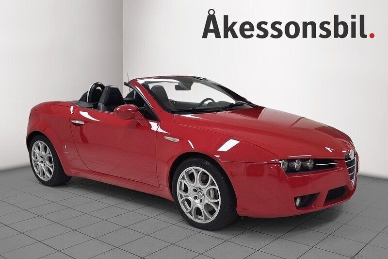 Röd Begagnad 2007 Alfa Romeo Spider Cab | 149 000 kr - Bild 1/4