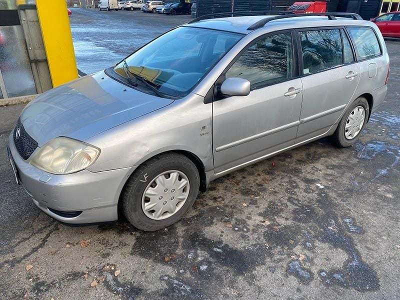 Begagnad 2004 Toyota Corolla Kombi | 12 500 kr (Marknadspris) - Bild 1/4