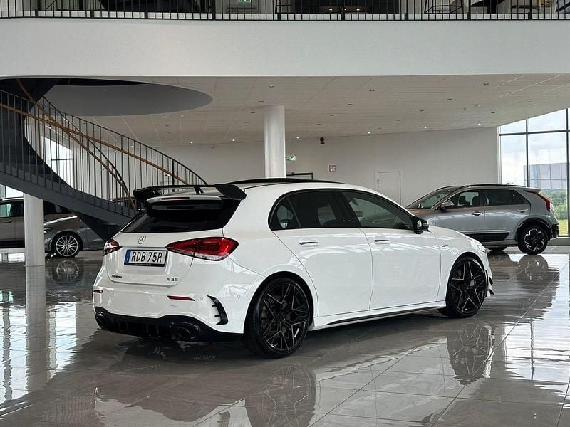 Begagnad Mercedes A35 AMG AMG 306 HK (225 kW) 2019 Vit Halvkombi