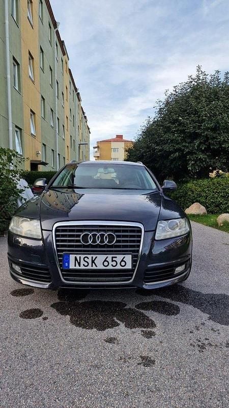 Grå Begagnad 2011 Audi A6 Business Kombi | 55 000 kr (Bra pris) - Bild 1/4