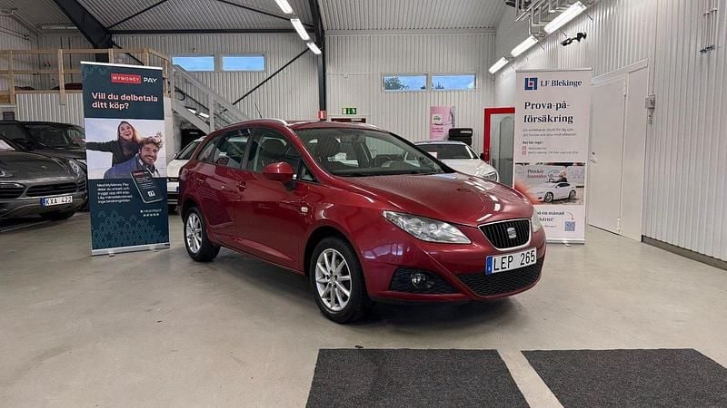 Röd Begagnad 2011 Seat Ibiza ST Style Kombi | 59 900 kr (Marknadspris) - Bild 1/4