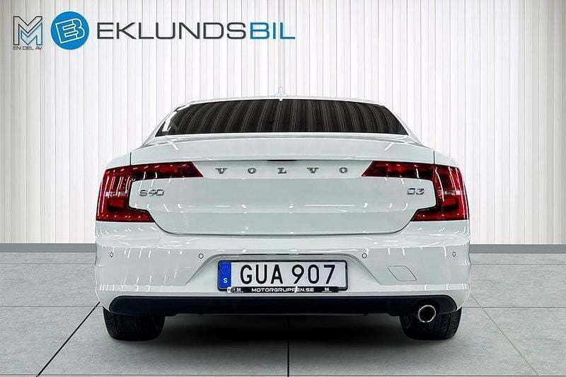 Begagnad Volvo S90 Business Edition 150 HK (110 kW) 2018 Vit Sedan