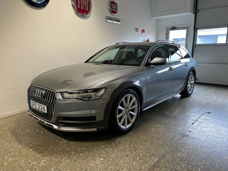 Grå Begagnad 2017 Audi A6 Allroad Ambition Kombi | 299 900 kr (Lite dyr) - Bild 1/4