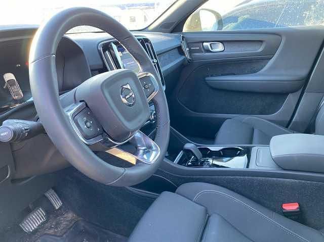 Begagnad Volvo C40 Single Motor 169 kW (231 HK) 2023 Svart SUV