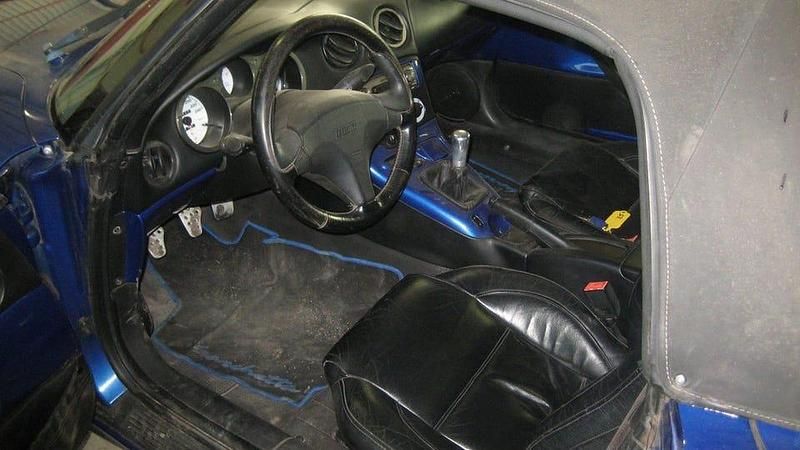 Begagnad Fiat Barchetta 131 HK (96 kW) 1996 Blå Cab