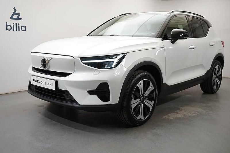 Begagnad 2023 Volvo XC40 Core SUV | 389 900 kr - Bild 1/4