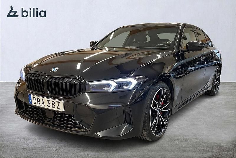 Svart Begagnad 2023 BMW 320 M Sport Sedan | 469 000 kr (Lite dyr) - Bild 1/4