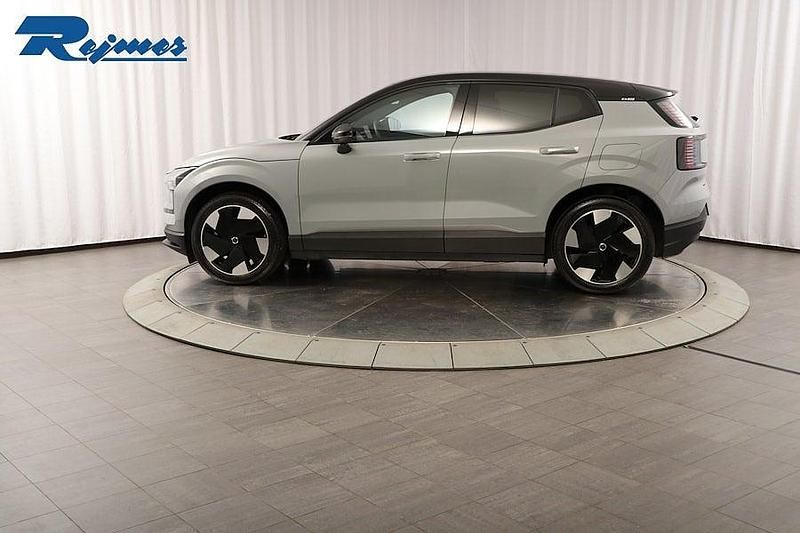 Begagnad Volvo EX30 Plus 200 kW (272 HK) 2023 Grå SUV