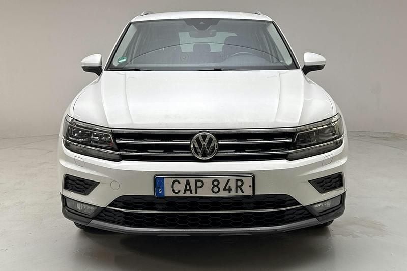 Begagnad VW Tiguan 150 HK (110 kW) 2018 Vit SUV