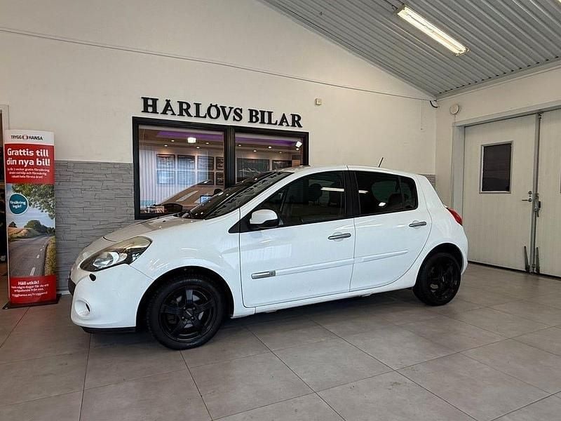 Begagnad Renault Clio R.S. 75 HK (55 kW) 2012 Vit Halvkombi