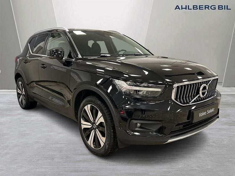 Svart Begagnad 2021 Volvo XC40 Inscription SUV | 329 500 kr (Marknadspris) - Bild 1/3