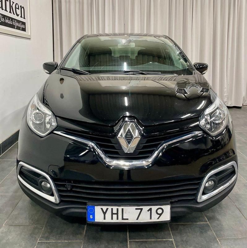 Begagnad Renault Captur 118 HK (86 kW) 2016 Svart SUV
