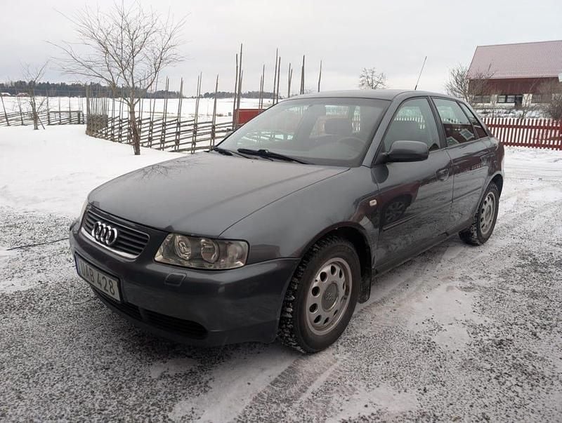 Begagnad 2003 Audi A3 | 7 000 kr (Marknadspris) - Bild 1/4