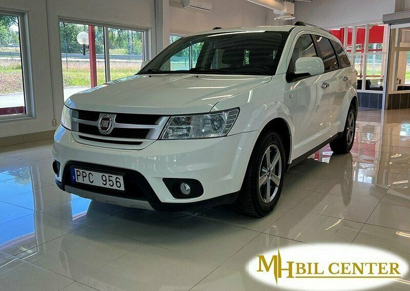 Vit Begagnad 2013 Fiat Freemont SUV | 99 900 kr (Marknadspris) - Bild 1/4