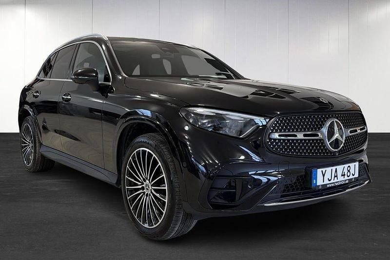 Begagnad Mercedes GLC300 Premium 306 HK (225 kW) 2024 Svart