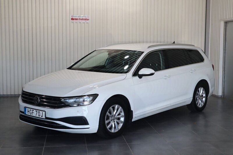 Vit Begagnad 2020 VW Passat Kombi | 169 900 kr (Bra pris) - Bild 1/4