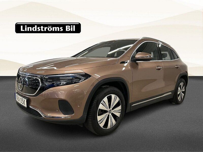 Ljusbrun Begagnad 2022 Mercedes EQA250 SUV | 379 000 kr (Marknadspris) - Bild 1/3