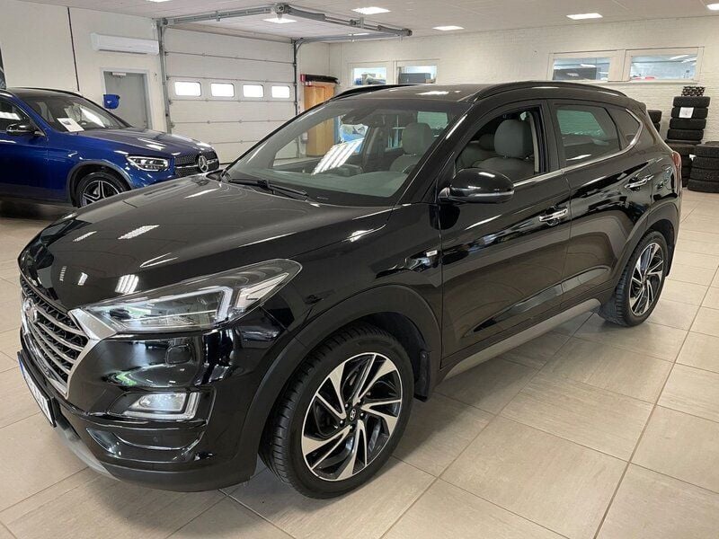 Svart Begagnad 2018 Hyundai Tucson Premium SUV | 255 000 kr (Lite dyr) - Bild 1/4